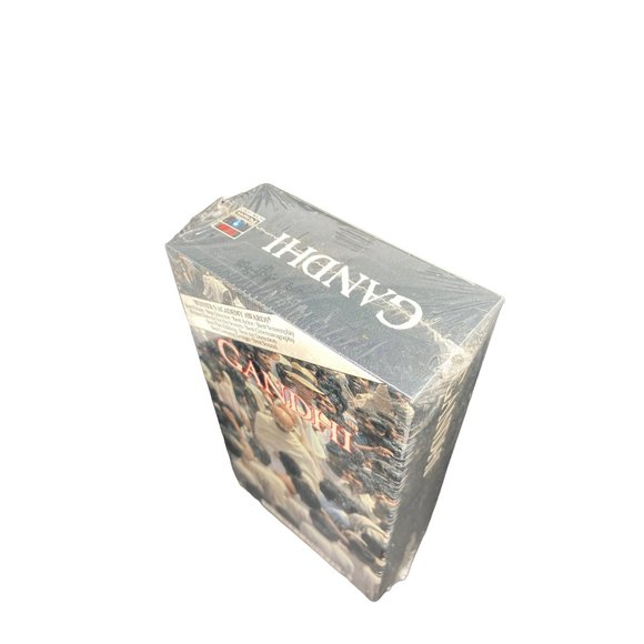 Gandhi NIP Seal 2 VHS box set Ben Kingsley - Picture 7 of 7